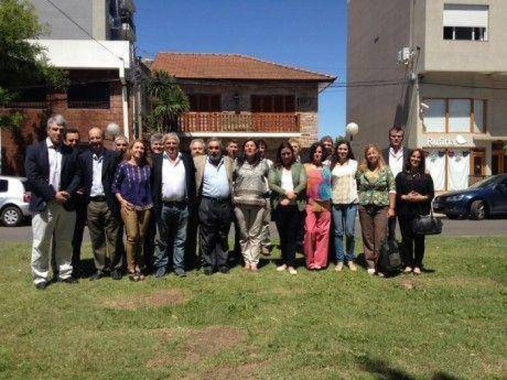 El intendente electo de Trenque Lauquen, doctor Miguel Fern�ndez, dio a conocer su equipo de gobierno