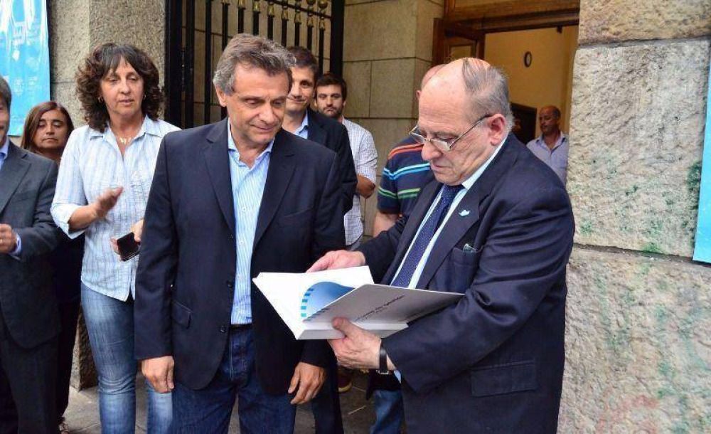 Pulti y Arroyo se pusieron de acuerdo para que la 9 de Julio se quede con la recolecci�n 