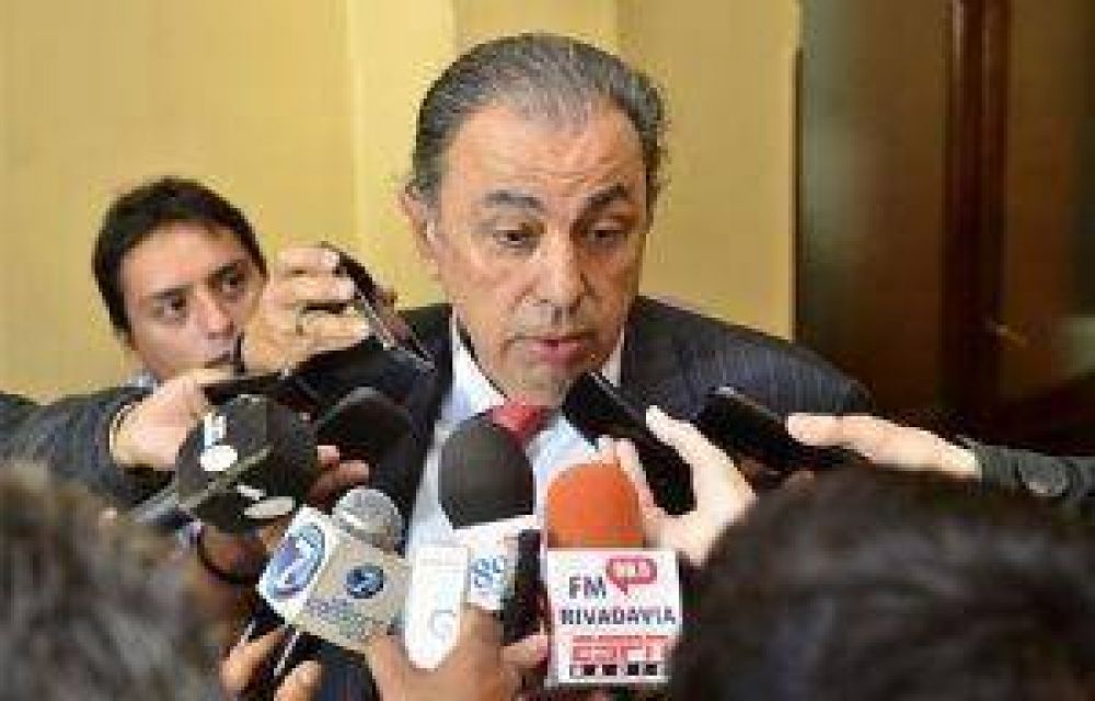 El senador Rodolfo Urtubey asistir a la asuncin de Mauricio Macri