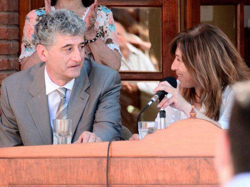 Barrera asumi� la intendencia