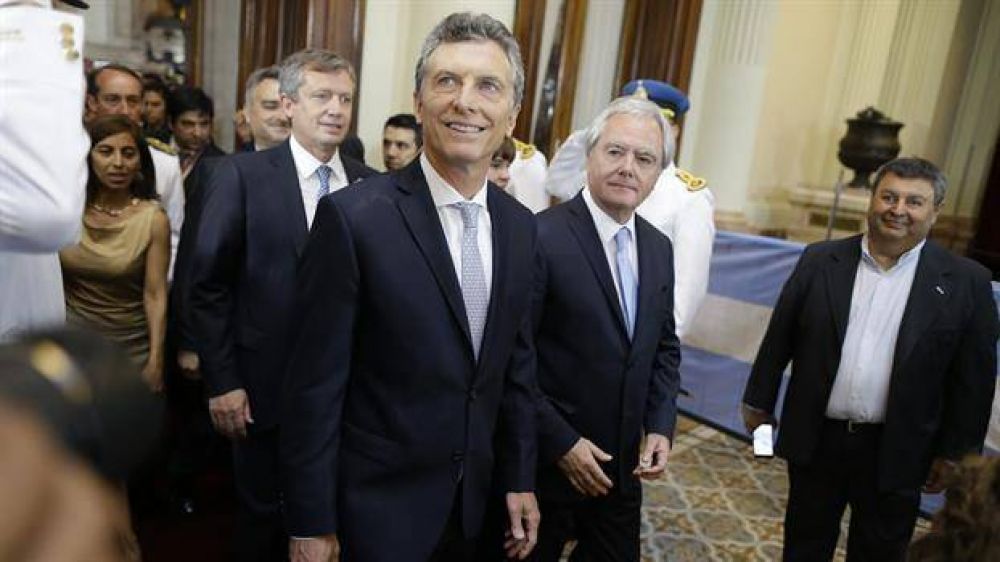 Macri jur como presidente: llam a la unidad nacional y conden la corrupcin y los jueces militantes