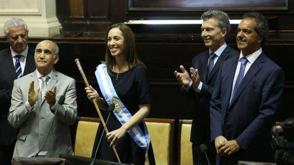 Vidal jur como gobernadora, agradeci a Macri y advirti: 