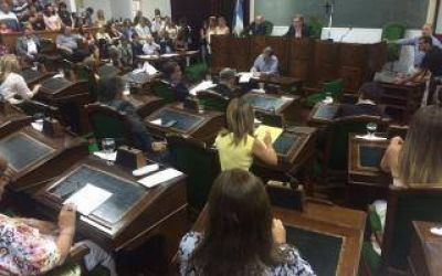 Elecciones 2015: Juraron los nuevos concejales de Vicente L�pez