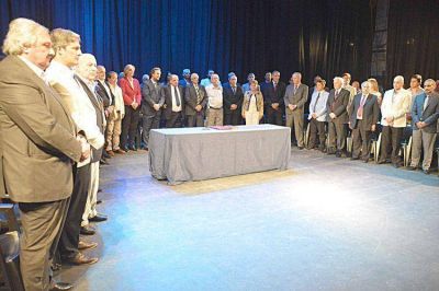 Asumieron casi 60 funcionarios para dar comienzo con la gesti�n