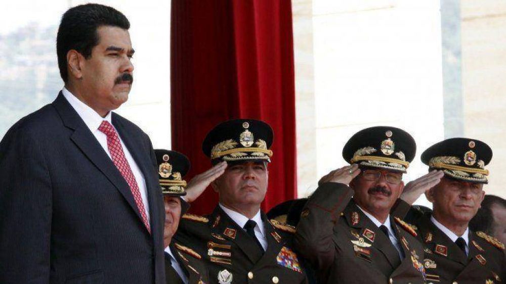 Ante la derrota, Nicols Maduro acus a la oposicin de 