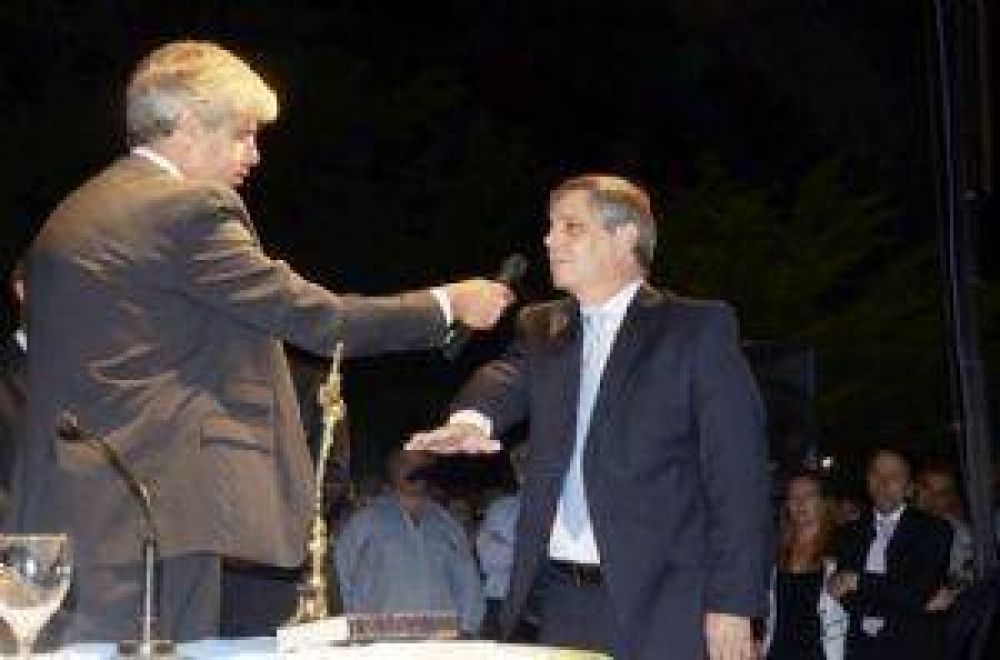 Guillermo Britos jur como nuevo intendente municipal de Chivilcoy