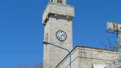 Tras cobrar el sueldo, municipales est�n a la espera de cobrar horas extras y adicionales