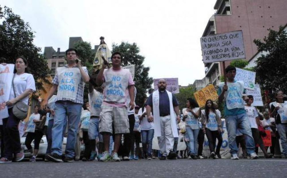 Vecinos de siete barrios pidieron una pol�tica contra el paco
