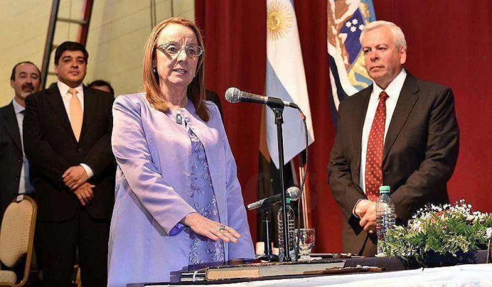 El primer discurso de Alicia: 