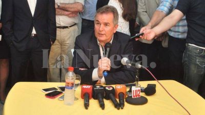 H�ctor Gay asumir� la intendencia de Bah�a Blanca sin la presencia de Bevilacqua