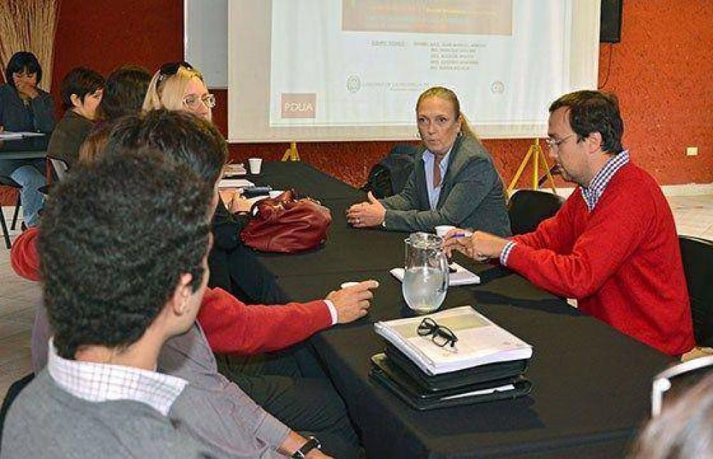 Positivo trabajo en municipios salte�os para planificar su crecimiento
