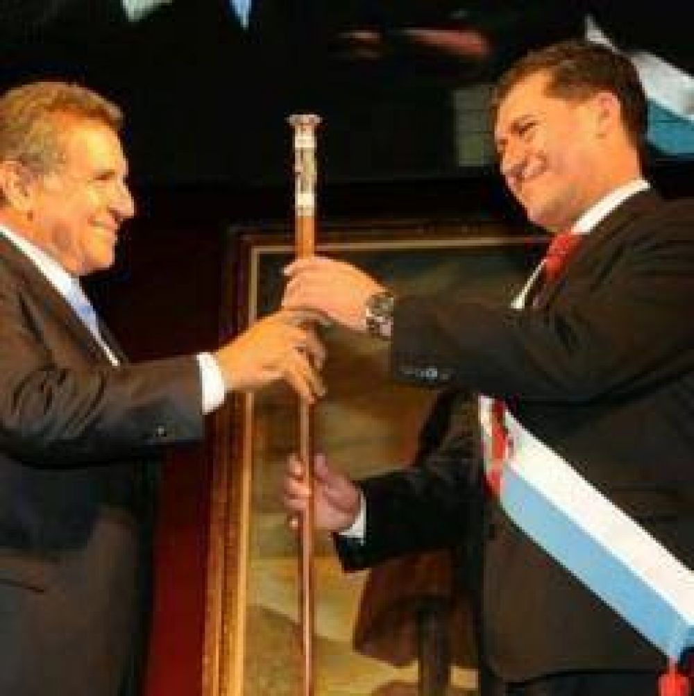 Sergio Casas fue puesto en funciones como gobernador