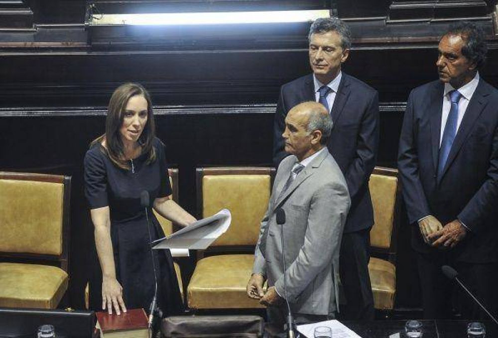 Vidal hace jurar a sus ministros y pone primera