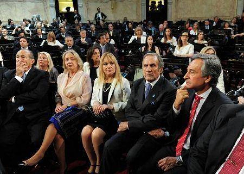 Senadora Boyadjin en la jura y recepcin de atributos del Presidente Macri