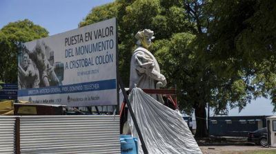 Col�n contraataca: pedir�n al nuevo gobierno que la estatua regrese a la Rosada