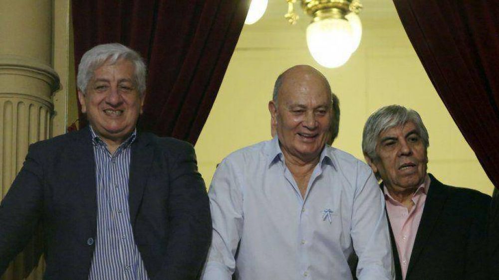 Los sindicatos analizan pedir un 28% de aumento en las paritarias 2016