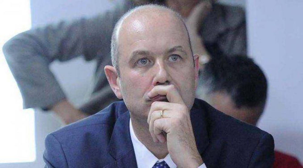 El Banco Central insiste en no pagar operaciones a futuro: �se viene default?