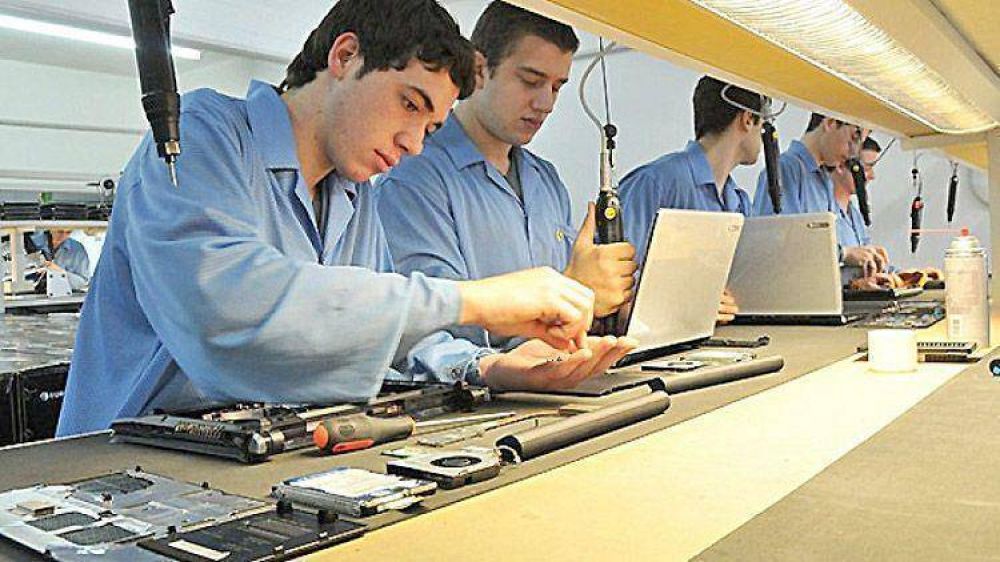 En la ciudad del desempleo, las TIC tienen 400 puestos sin cubrir