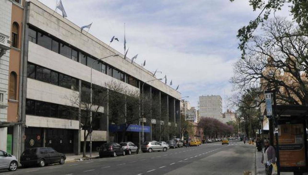 En el Banco Naci�n de C�rdoba se vaciaron $ 716 millones de CBI