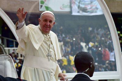 El papa Francisco revel� que viajar� a M�xico en febrero del a�o que viene
