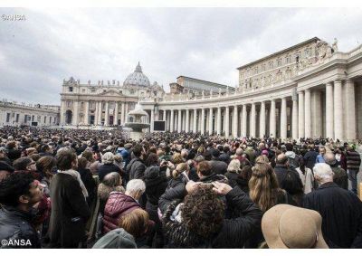 ��Convi�rtete! Para poder recibir al Dios de la alegr�a�, el Papa en el �ngelus