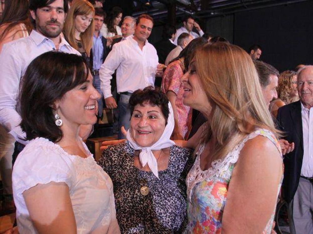 Los pol�ticos mendocinos destacaron la consolidaci�n de las PASO