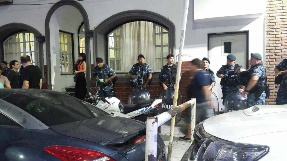 Represi�n y desalojo del centro de artes Batalla Cultural