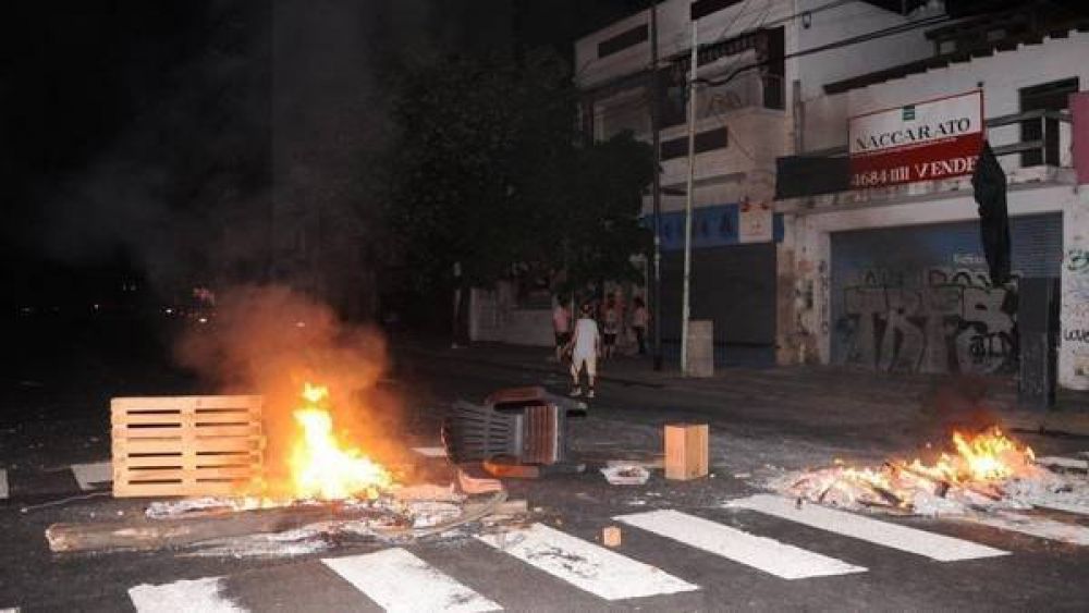 Con el calor, volvieron los cortes de luz en barrios porte�os y del Conurbano