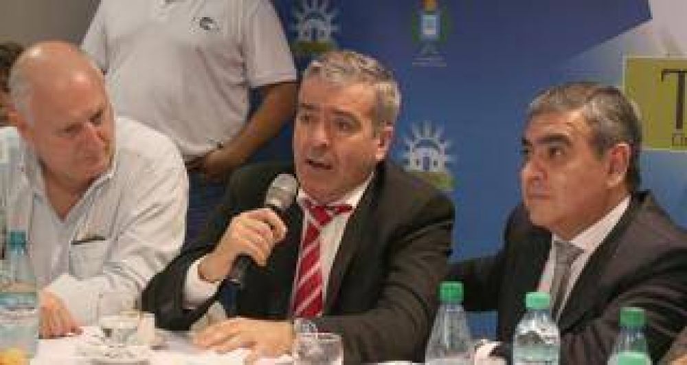 El municipio expuso su plan de obras a Jos� Cano