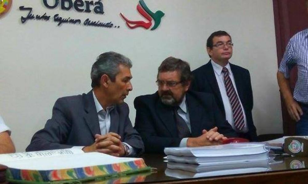 Intendentes en alerta por problemas para pagar sueldos y aguinaldos