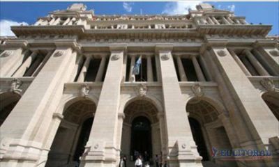 Suma cr�ticas locales la designaci�n �en comisi�n� y por decreto presidencial de dos ministros de la Corte Suprema de Justicia