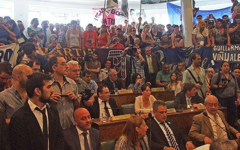 Otra vez el Hospital de Llavallol ser� el eje de una sesi�n