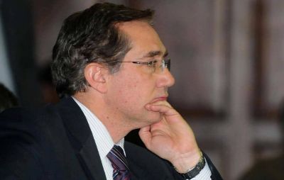Tan�s propone derogar los decretos tarifarios de P�rez