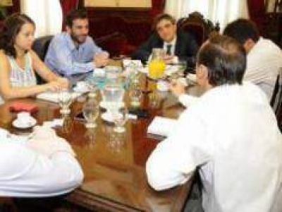 Trabajan de manera articulada para abordar las adicciones