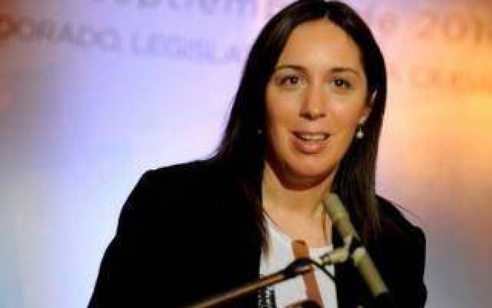 Vidal recibe a todos los intendentes bonaerenses