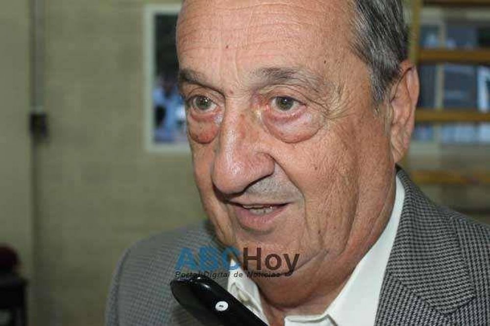Lunghi: �Lo correcto es que los nombre el Congreso�