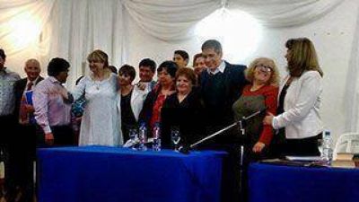 Urricelqui: �orgullo de ser la primera presidenta comunal electa�