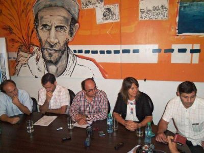 Jos� Luis Salom�n anunci� sus pr�ximas actividades