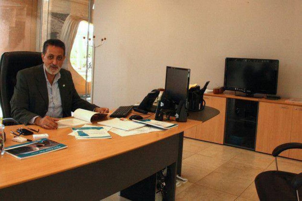 El presidente de la entidad recorri� circuitos de agua