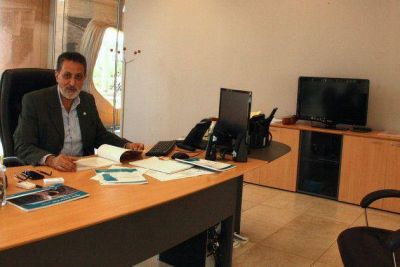 El presidente de la entidad recorri� circuitos de agua
