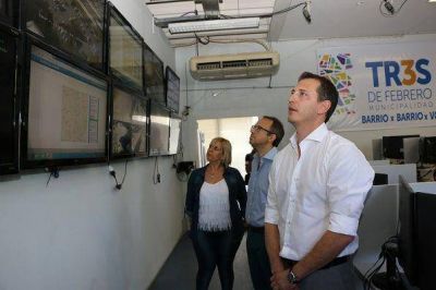 Valenzuela y Jofr� buscan consensos sobre la seguridad