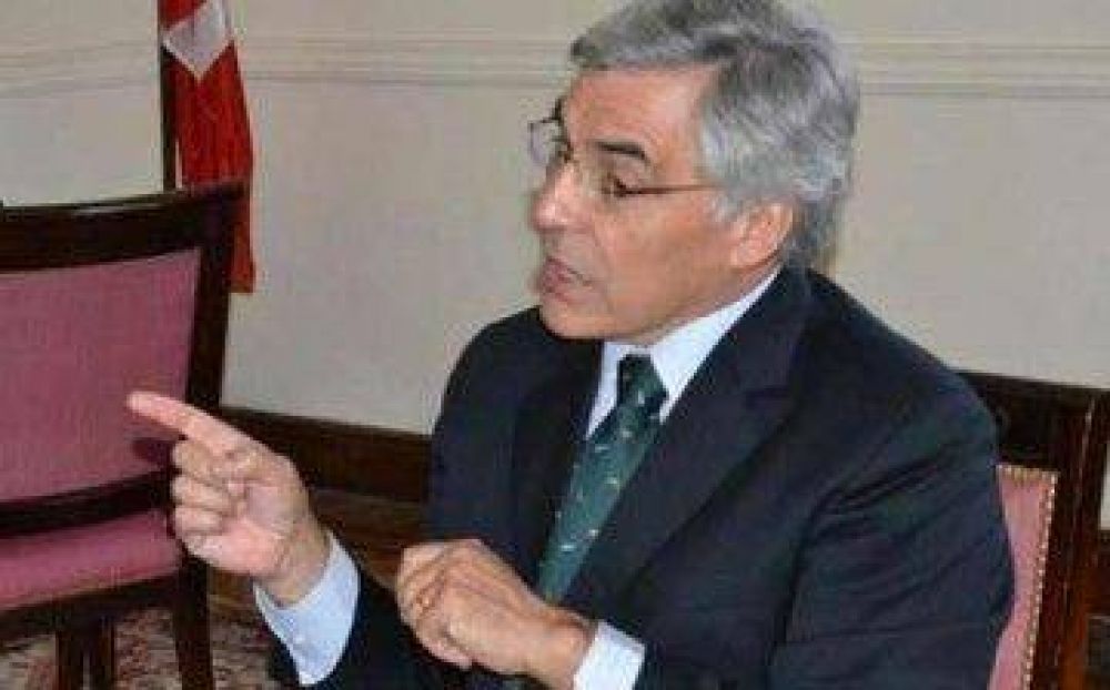  Gilberto Alegre: �Tenemos diferencias con el PRO porque tienen una visi�n empresarial�