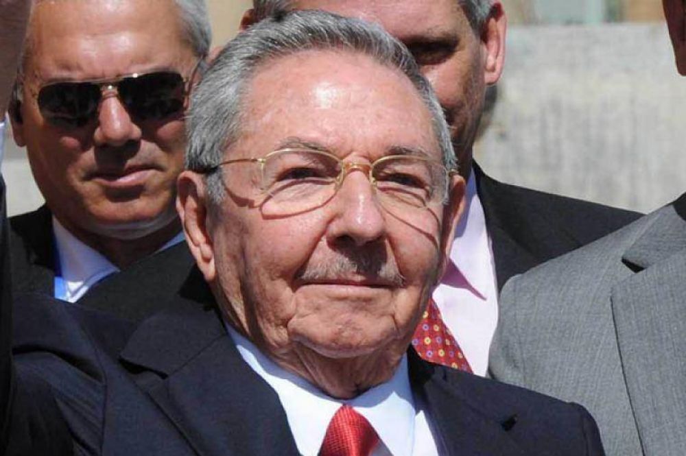 Ra�l Castro visitar� Francia en febrero