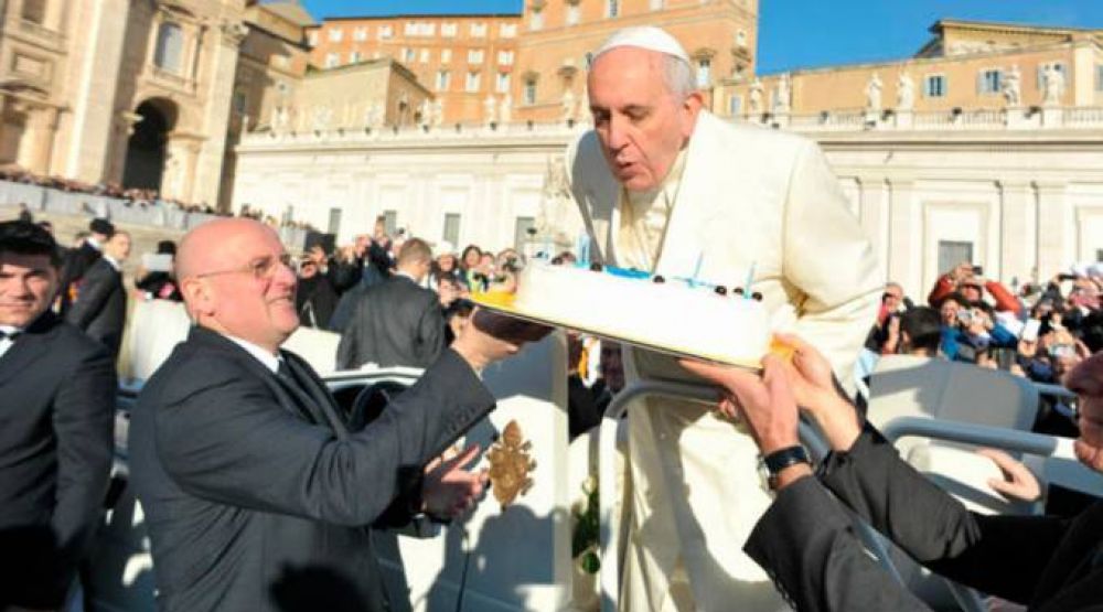 ¡Feliz Cumpleaños 79 Papa Francisco!