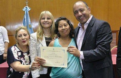 M�s de 100 mujeres del programa Ellas Hacen terminaron el secundario