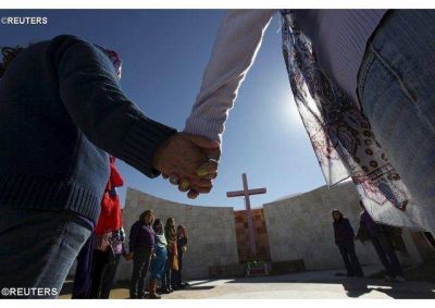 Encuentro navide�o hist�rico en la frontera de M�xico y los Estados Unidos