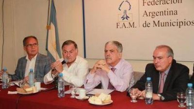 Reuni�n de m�s de 50 intendentes peronistas