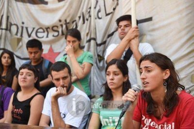 La UNLP determin� el car�cter libre e irrestricto del ingreso a sus facultades