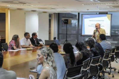 Por ley, el gobernador deber� explicar los planes de su gesti�n en el recinto