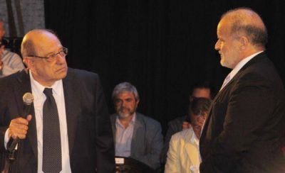 Julio Razona y su equipo presentaron la renuncia luego que Arroyo despidiera a la Directora de Seguridad, Alejandra Rubianes